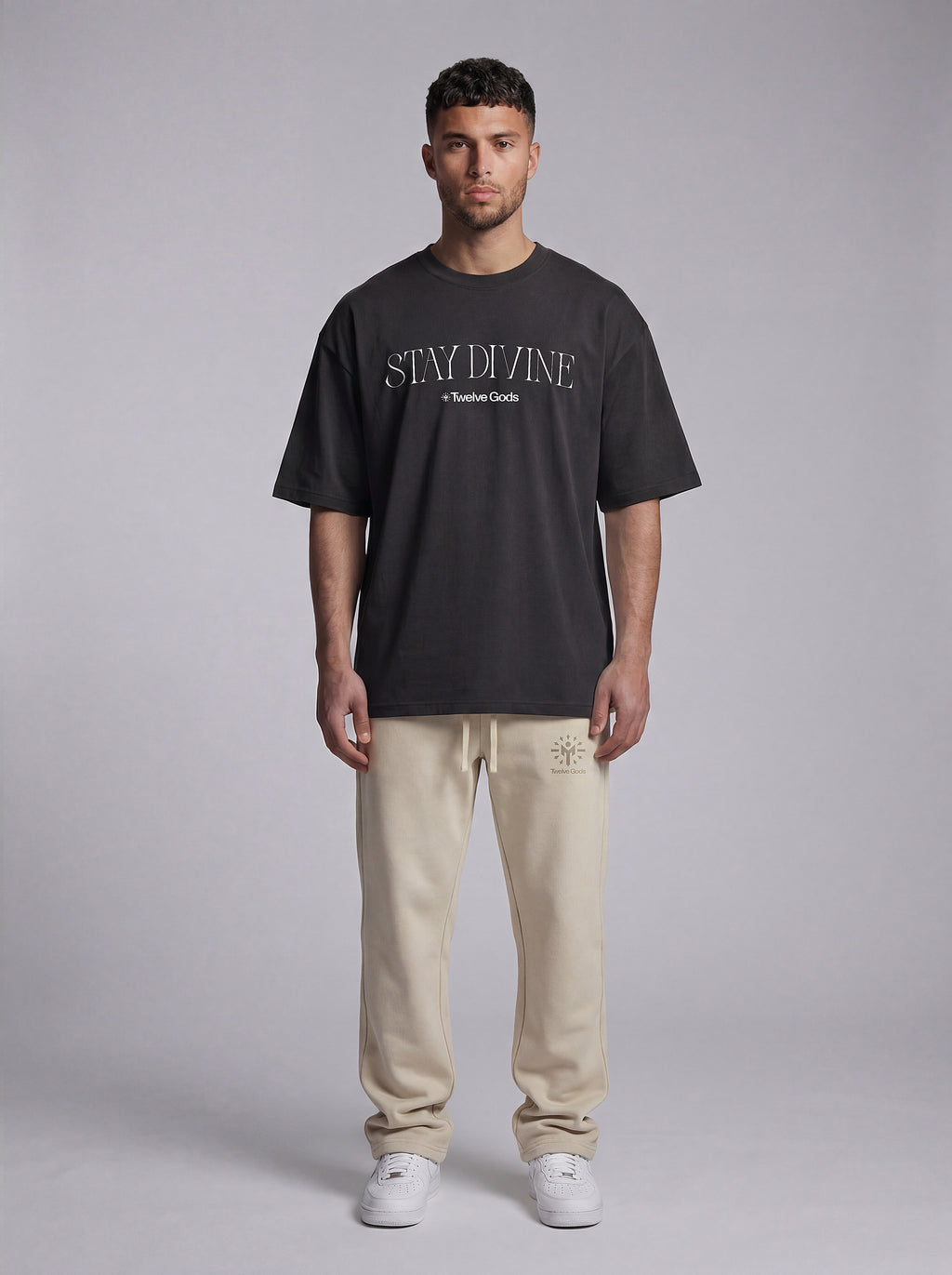 Essential Logo // Relaxed Fit Sweatpants